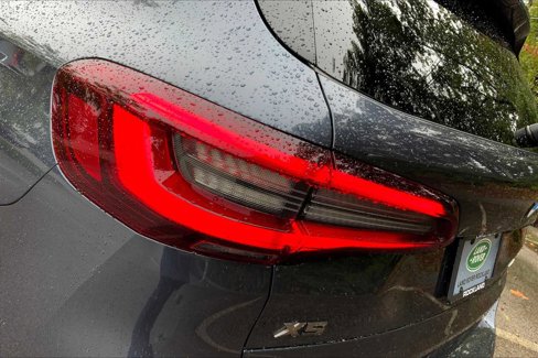 Used 2021 BMW X5 M50i w/ Premium Package image 26
