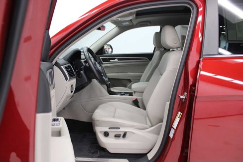 Used 2019 Volkswagen Atlas SEL R-Line image 16
