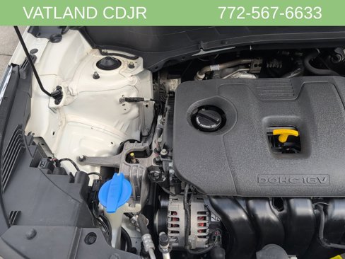 Used 2023 Kia Seltos S image 40