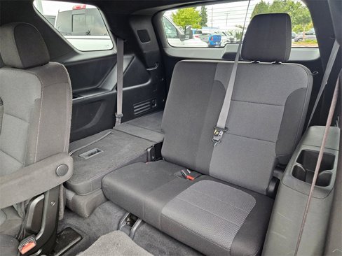 Used 2022 Chevrolet Traverse LT image 30