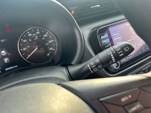 Used 2024 Nissan Kicks SV image 15