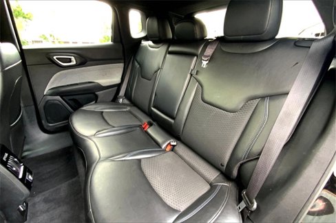 Used 2023 Jeep Compass Latitude image 25