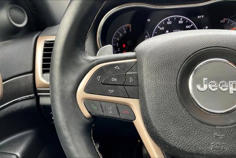 Used 2017 Jeep Grand Cherokee Limited w/ Luxury Group II image 15