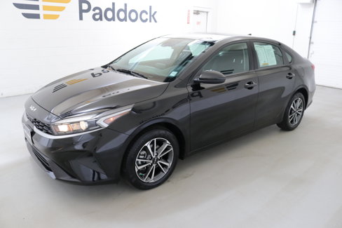 Used 2023 Kia Forte LXS image 3