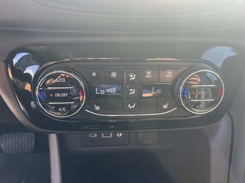 Used 2023 Buick Encore GX Select image 23