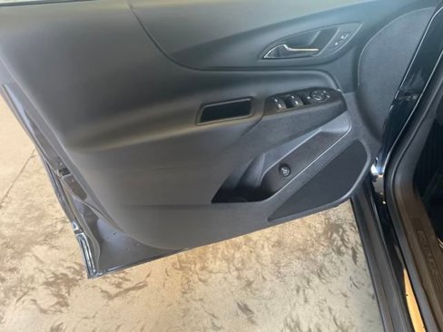 Used 2022 Chevrolet Equinox LT image 12