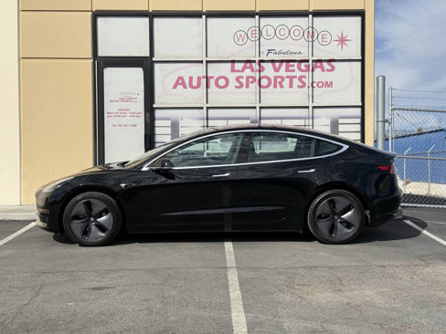 Used 2019 Tesla Model 3 Standard Range Plus image 5