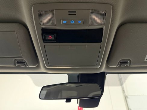 Used 2020 Toyota Tacoma SR image 17
