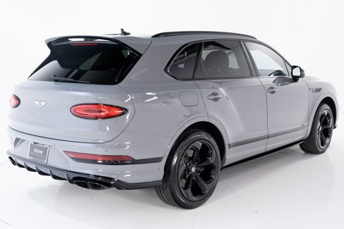 Certified 2023 Bentley Bentayga image 5