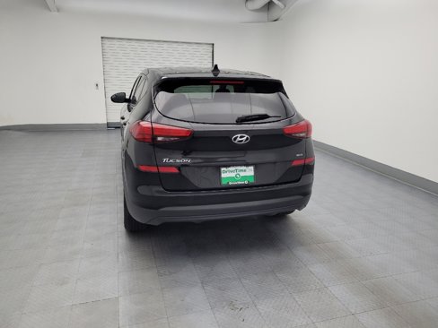 Used 2019 Hyundai Tucson SE image 6