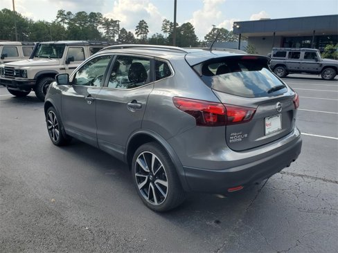 Used 2017 Nissan Rogue Sport SL w/ SL Premium Package image 7