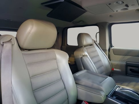 Used 2003 HUMMER H2 w/ Preferred Equipment Group image 15