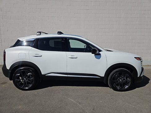 New 2026 Nissan Kicks SR w/ SR Premium Package image 3