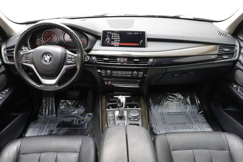 Used 2015 BMW X5 xDrive35d image 11