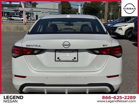 Used 2024 Nissan Sentra SV image 6