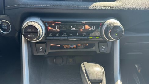 Used 2021 Toyota RAV4 XLE image 26