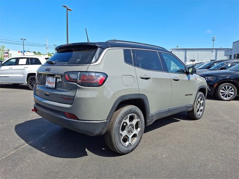 Used 2022 Jeep Compass Trailhawk w/ Trailhawk Elite Group image 6