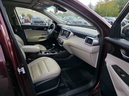 Used 2020 Kia Sorento EX image 12