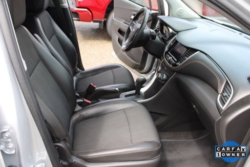 Used 2021 Chevrolet Trax LT w/ Driver Confidence Package image 28