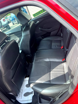 Used 2012 Ford Focus Titanium w/ Luxury Pkg image 11