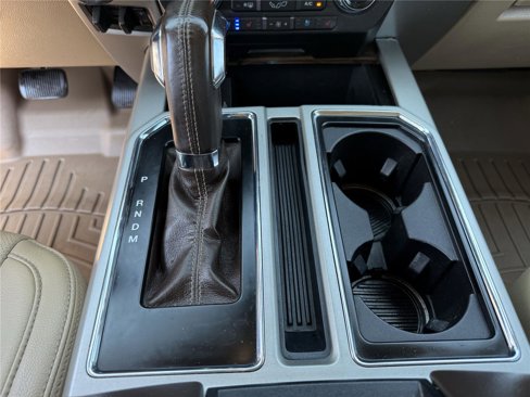Used 2018 Ford F150 Lariat w/ Equipment Group 502A Luxury image 12