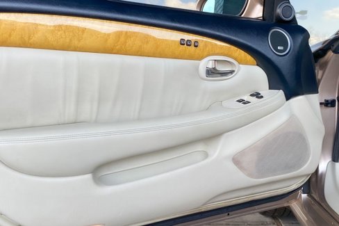 Used 2002 Lexus SC 430 Convertible image 14