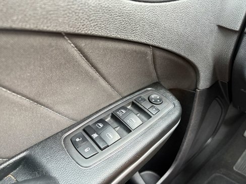 Used 2023 Dodge Charger SXT image 11