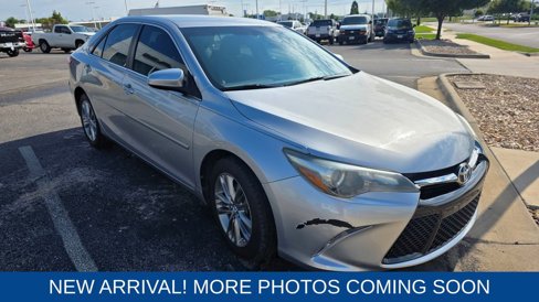 Used 2015 Toyota Camry SE image 4