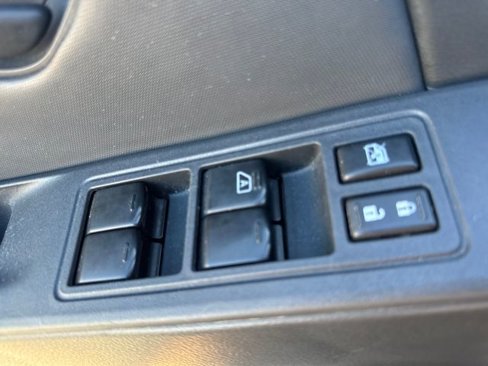 Used 2022 Nissan Frontier S w/ Technology Package image 18