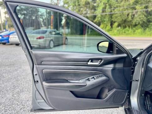 Used 2020 Nissan Altima 2.5 SR image 7