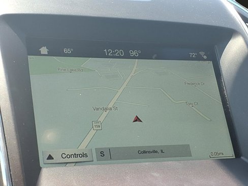 Used 2018 Ford Edge Titanium w/ Equipment Group 301A image 4