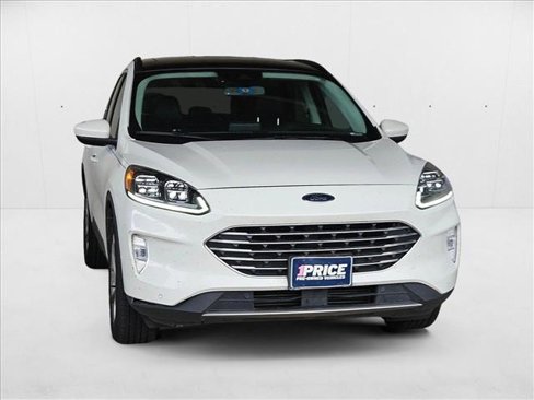 Used 2022 Ford Escape Titanium w/ Titanium Elite Package image 3