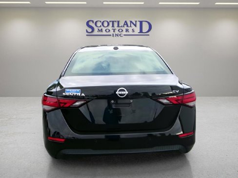 Used 2024 Nissan Sentra SV image 7