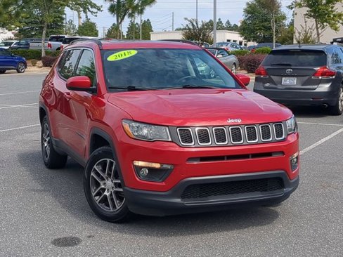 Used 2018 Jeep Compass Latitude w/ Popular Equipment Group image 2