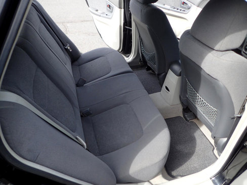 Used 2005 Kia Spectra5 image 13
