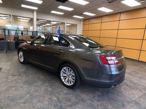 Certified 2017 Ford Taurus Limited image 5