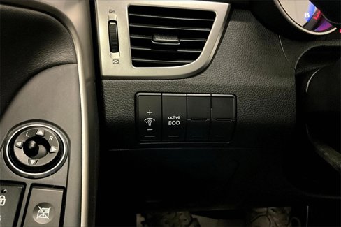 Used 2016 Hyundai Elantra GT w/ Option Group 03 image 15