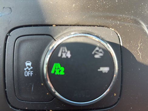 Used 2018 Chevrolet Traverse LT image 23
