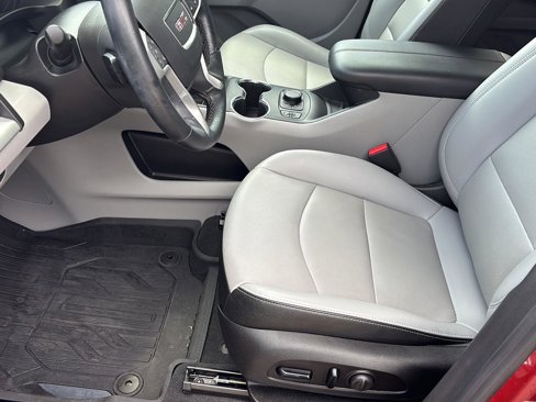 Certified 2023 GMC Terrain SLT w/ Infotainment Package II image 14