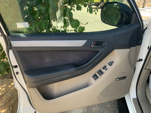 Used 2004 Toyota 4Runner SR5 image 13