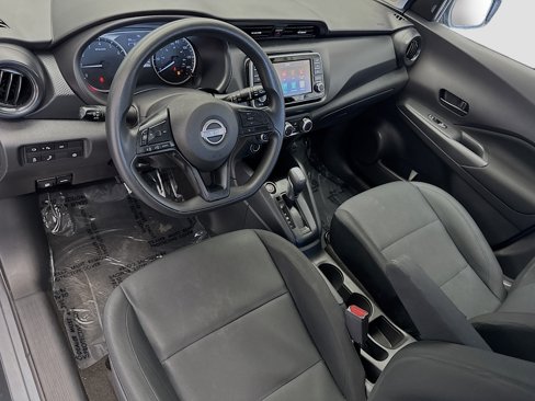 Used 2023 Nissan Kicks S image 7