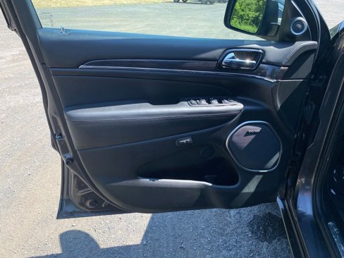 Used 2020 Jeep Grand Cherokee Overland image 10