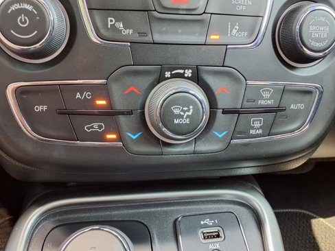 Used 2021 Jeep Compass Latitude w/ Sun and Sound Group image 25