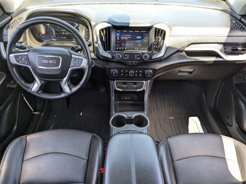 Used 2024 GMC Terrain SLT image 15