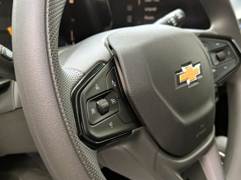 New 2026 Chevrolet Trax LT image 19