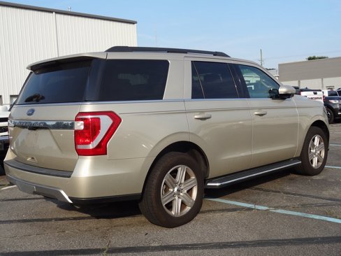 Used 2018 Ford Expedition XLT w/ Equipment Group 202A image 3