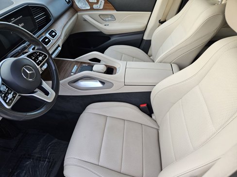 Used 2020 Mercedes-Benz GLE 350 w/ 3rd Row Seat Package image 18