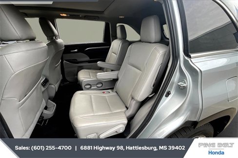 Used 2019 Toyota Highlander Limited image 19