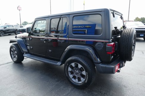 Used 2018 Jeep Wrangler Unlimited Sahara image 7