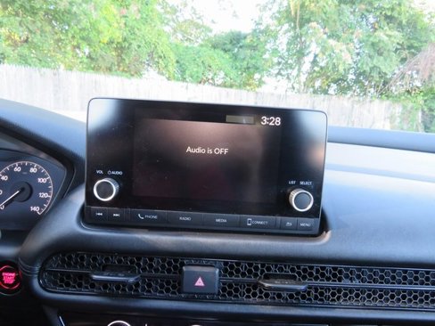 Used 2023 Honda HR-V LX image 14